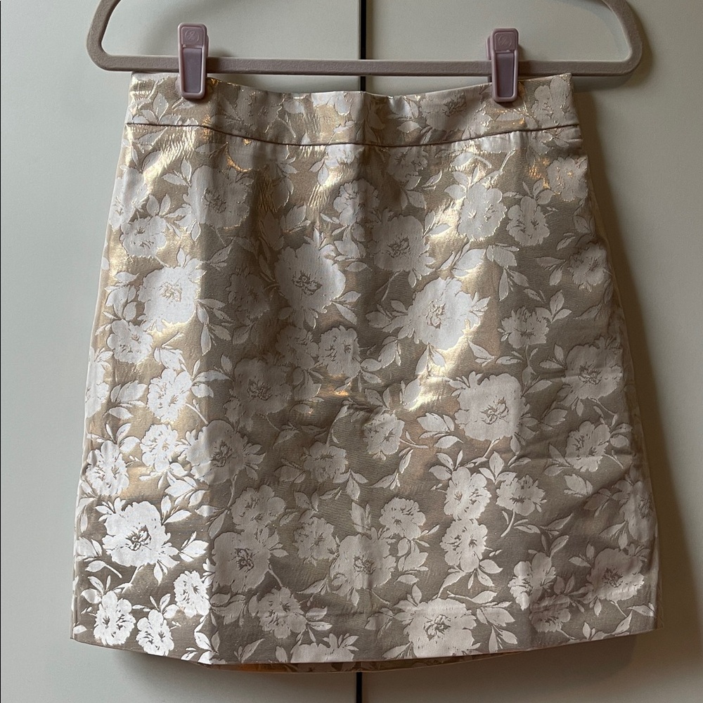 NWOT J. Crew Factory Floral Jacquard A Line‎ Skirt Metallic Gold Cream Size 4